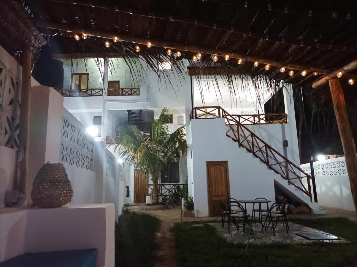 Zanzicrown Hotel Nungwi Luaran gambar