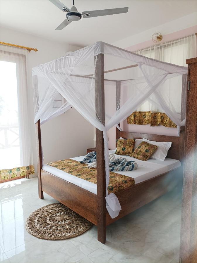 Zanzicrown Hotel Nungwi Luaran gambar
