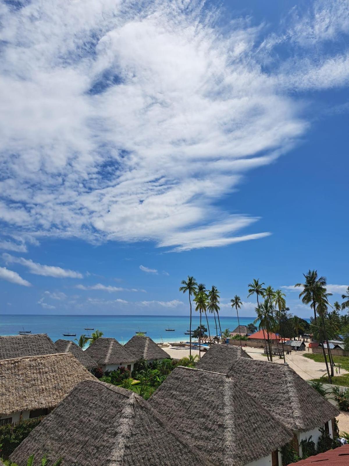 Zanzicrown Hotel Nungwi Luaran gambar